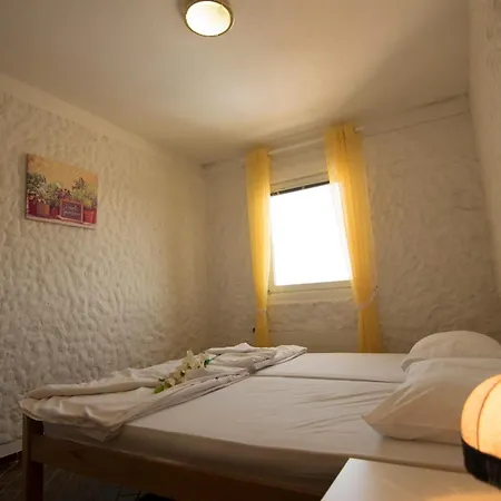 Veronika Apartamento Nin