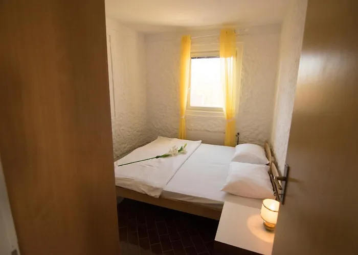 Veronika Apartman Nin